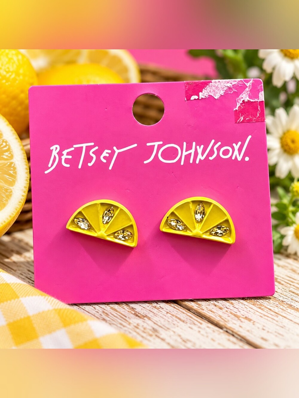 Betsey Johnson Yellow Lemon Slice Crystal Stud Earrings 🍋💛, NWT
